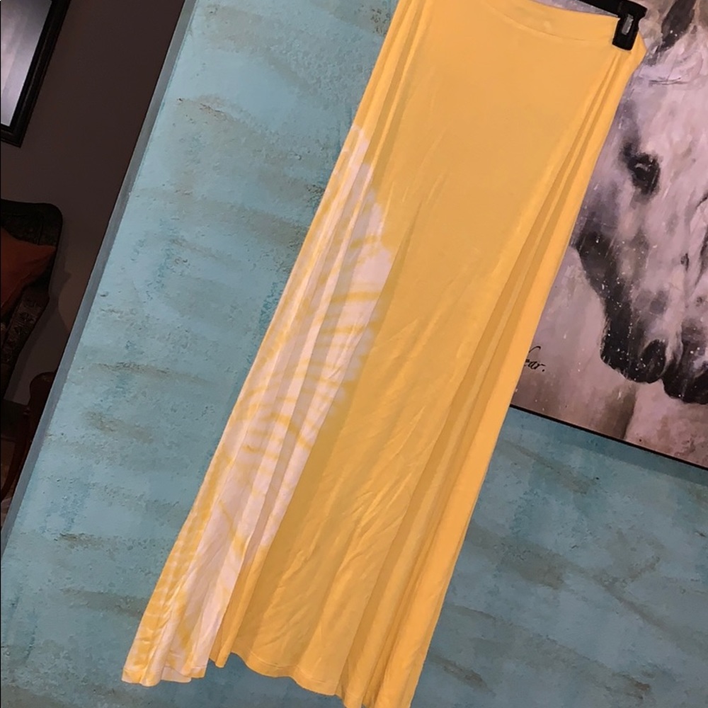 Yellow maxi skirt